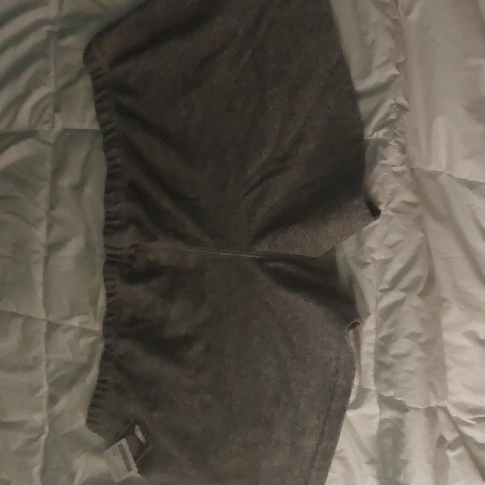 TAGS STILL ON! ROOTS Salt and Pepper Shorts BNWT Size XXL - Picture 4 of 7